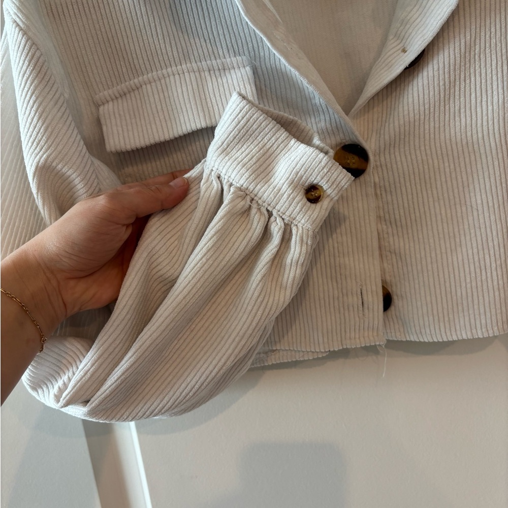 Nasty Gal Cream Cropped Blazer - Picture 4 of 5